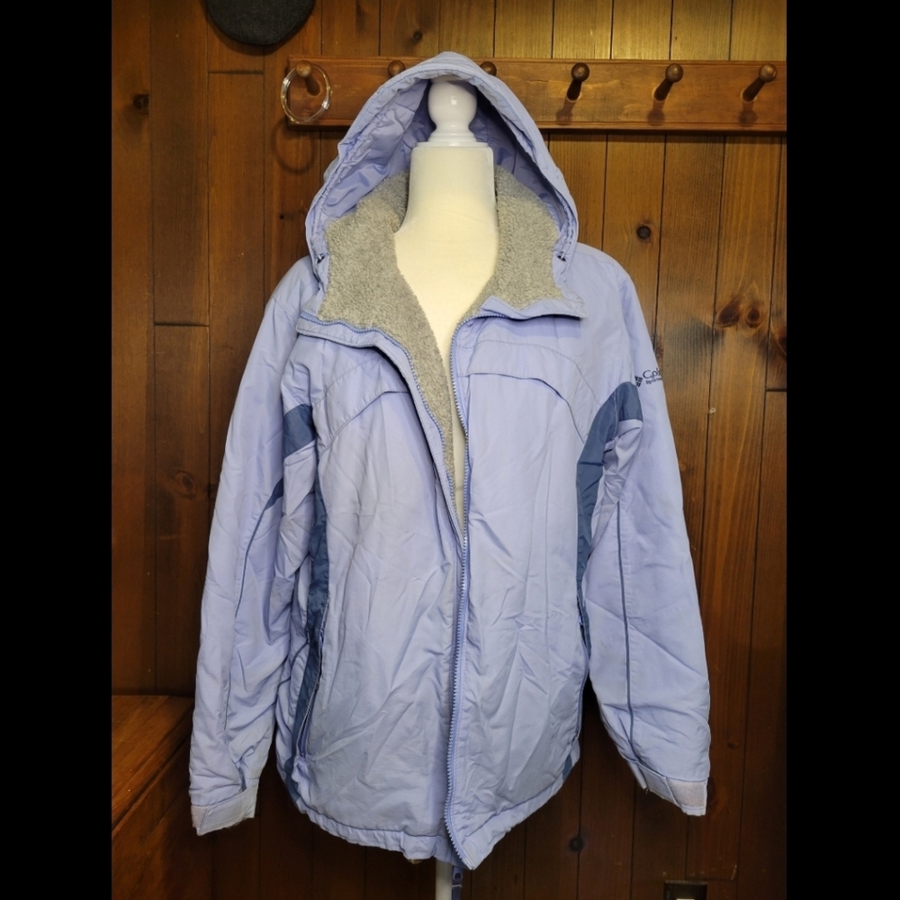 Women's Columbia winter jacket hooded, powder blue, Large